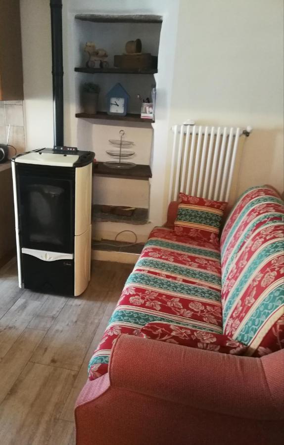 La Petite Maison Aosta Bagian luar foto